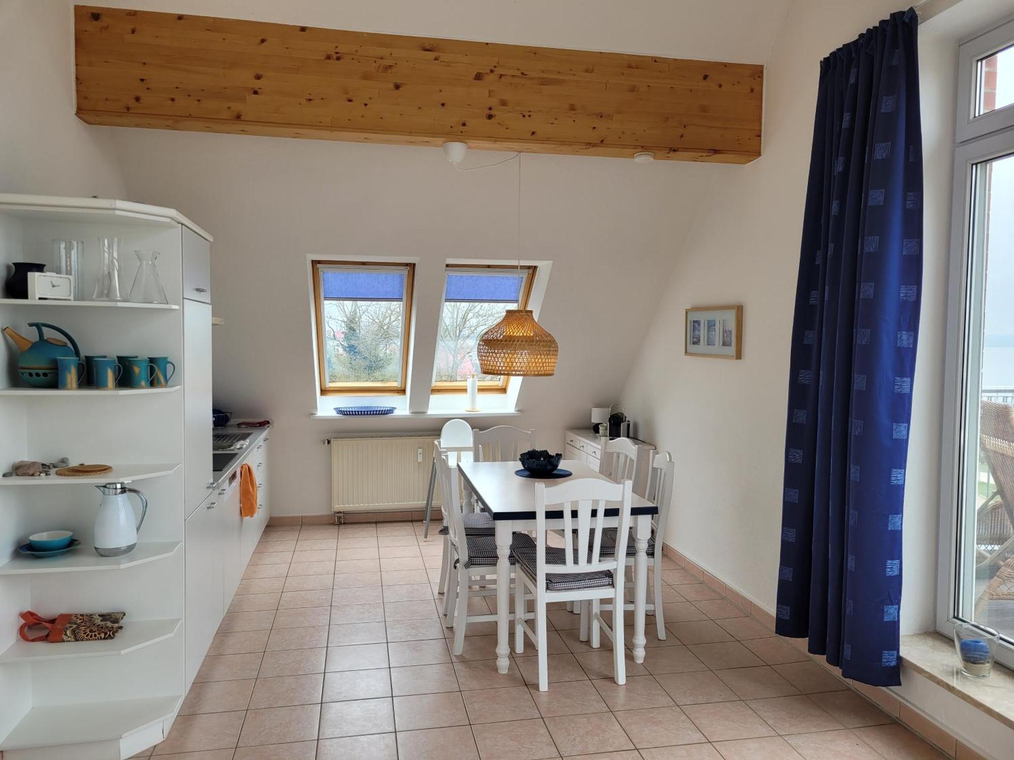 Sunset Loft Meerblick Maisonettewohnung Mit Grossem Balkon